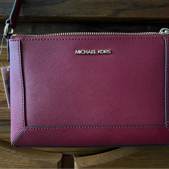 Michael Kors - Picture 3 of 6